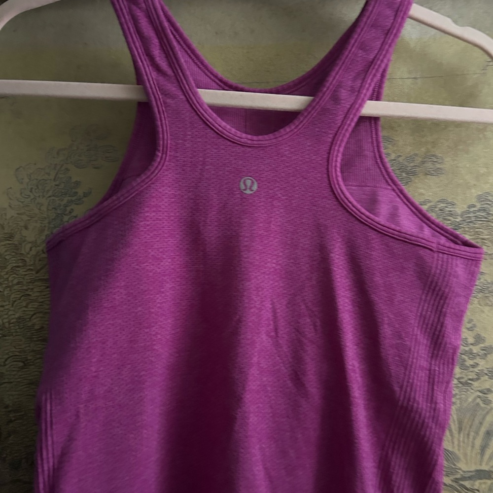 * Lululemon Heathered Seamless Tank Attached Bra SZ 8 * - Picture 13 of 16